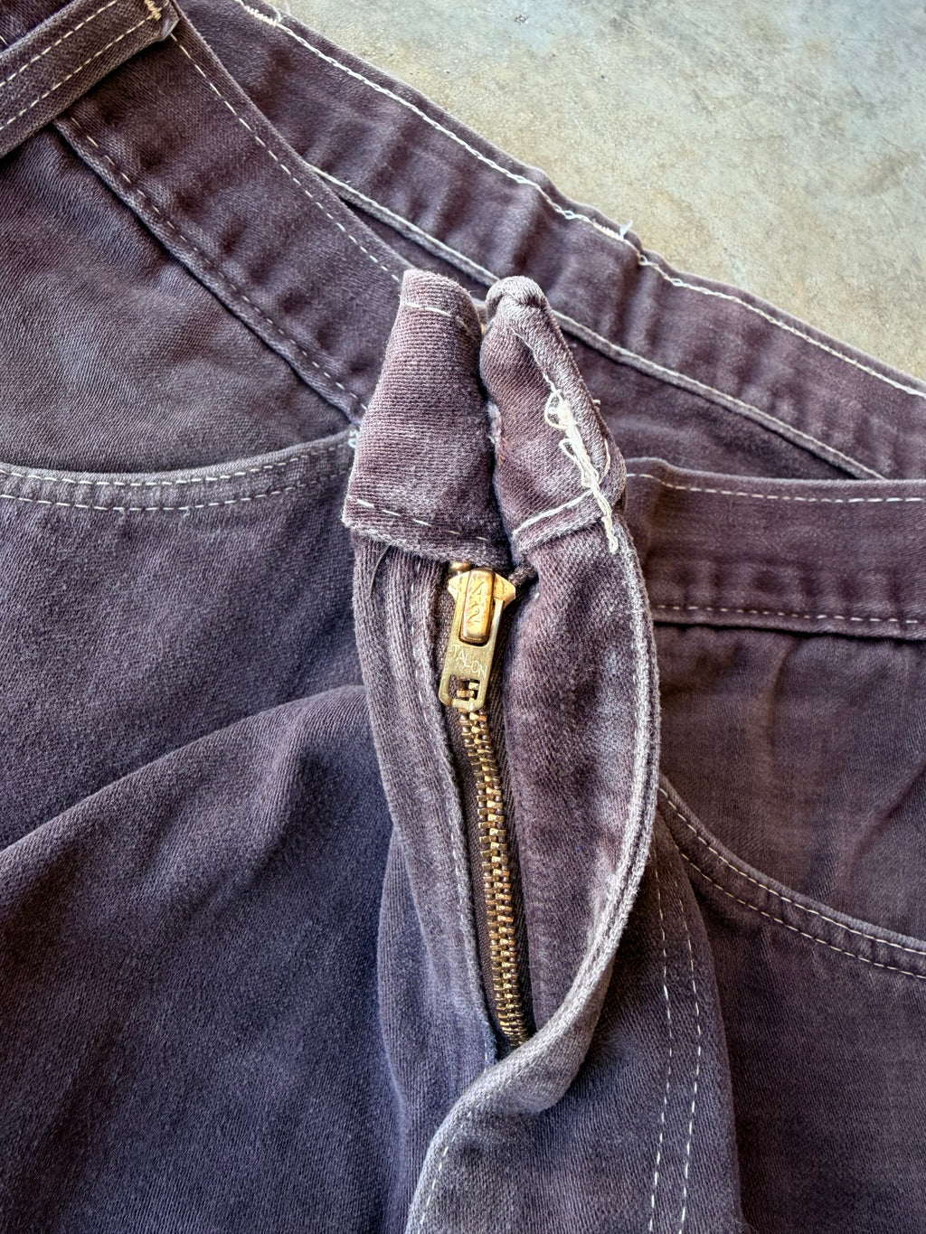 Vintage 1970s Brown Bellbottom Pants - (34)