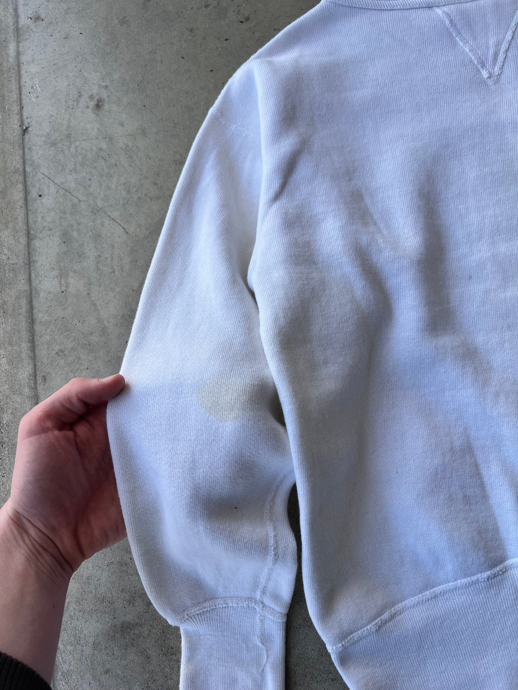 Vintage 1950s White Sweatshirt Single V - (S)