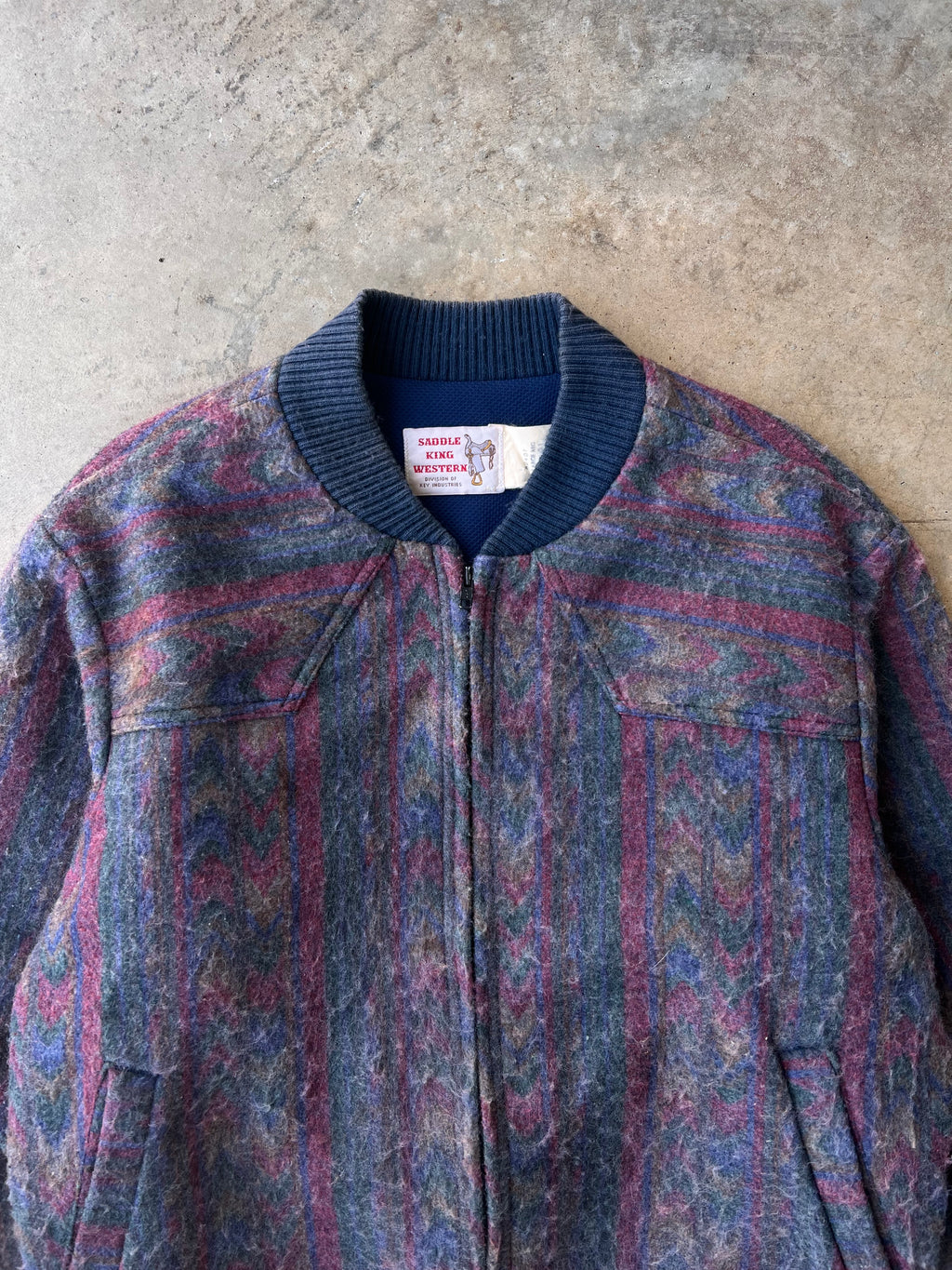 Vintage Aztec Patterned Jacket - (XL)