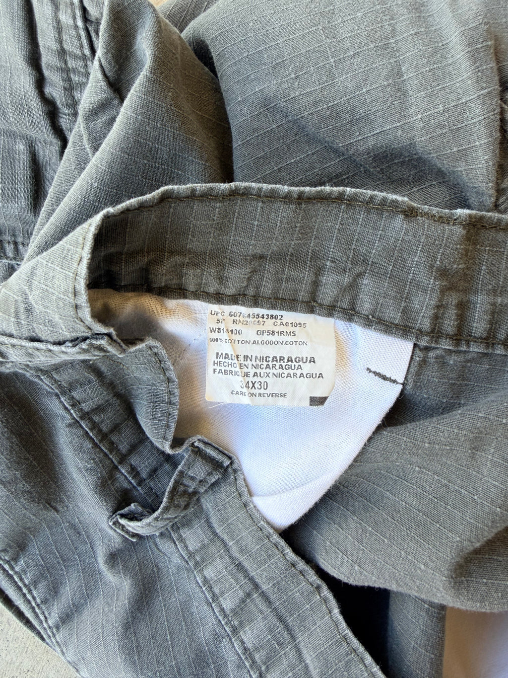 Vintage 2000s Light Green Cargo Pants - (34)