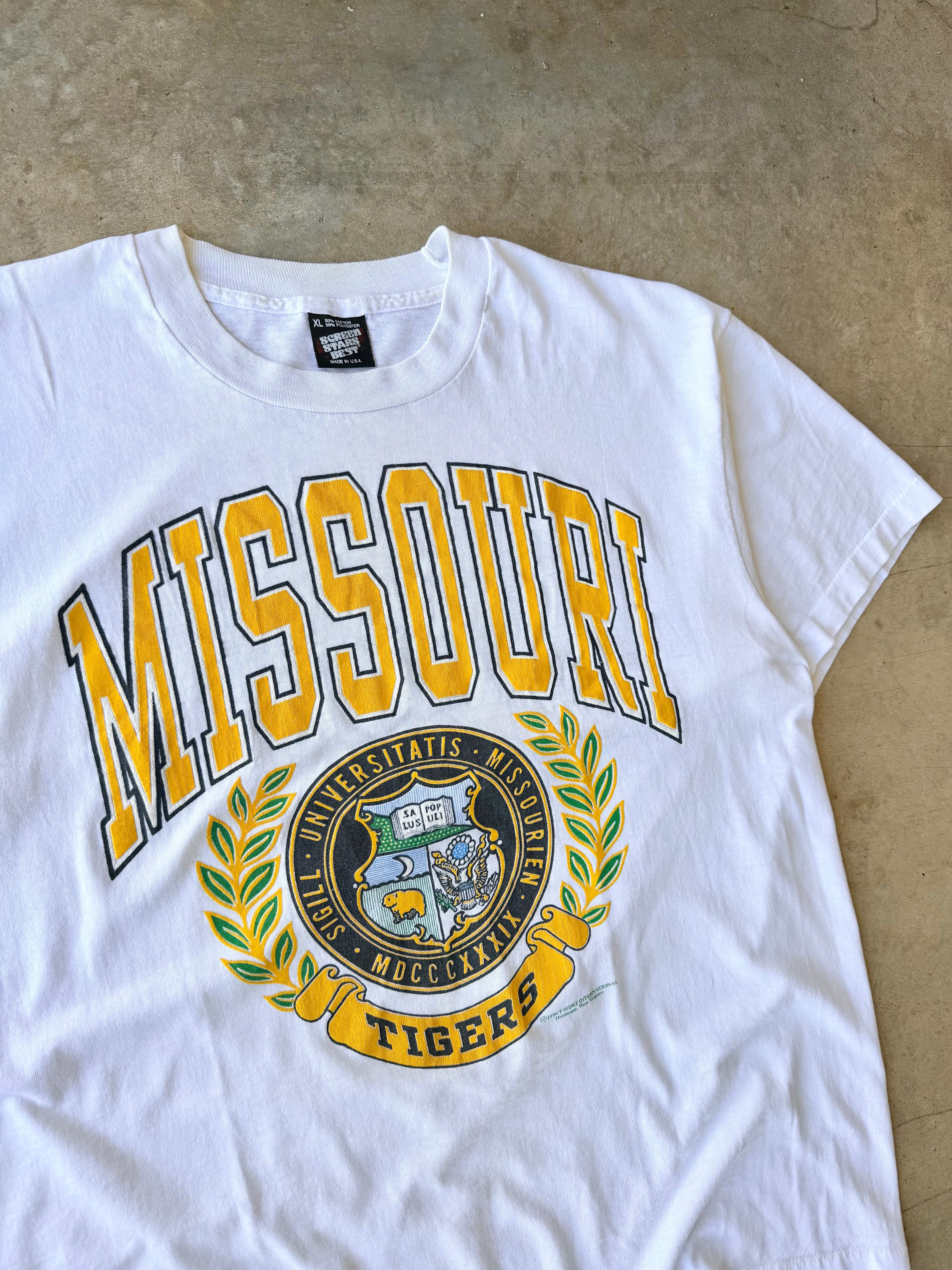 Vintage 1990s Missouri University Graphic T-Shirt - (XL)