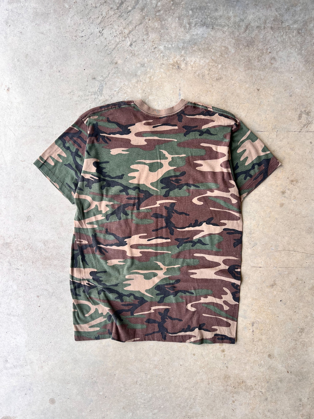 Vintage 1980s Camo T-Shirt - (L)